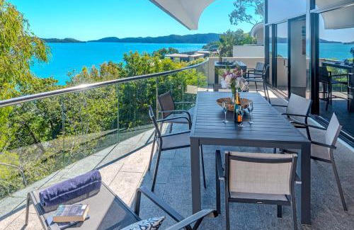 Hamilton Island Apartment | Waves 6 on Hamilton Island by HIHA