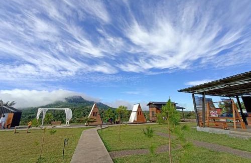 Tomohon Resort | Wawowow