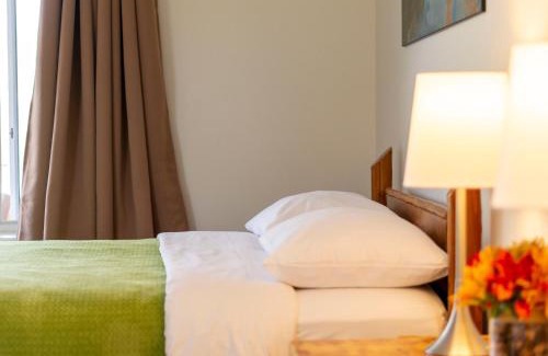 Manitoulin District Hotel | Wayside Motel Manitoulin