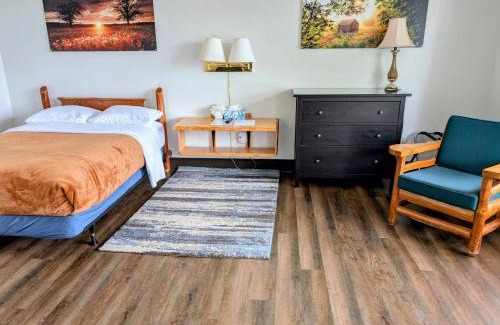Manitoulin District Hotel | Wayside Motel Manitoulin