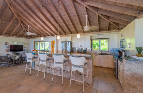 Spanish Town Villa | We cater to the physically challenged! 10% disc. Dec 15-26/25. Prices updated!