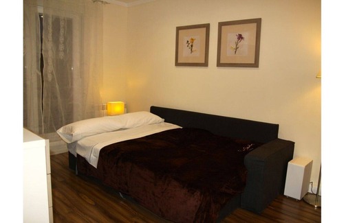 Oeste Apartment | We give you the best quality, information, and assistance we can