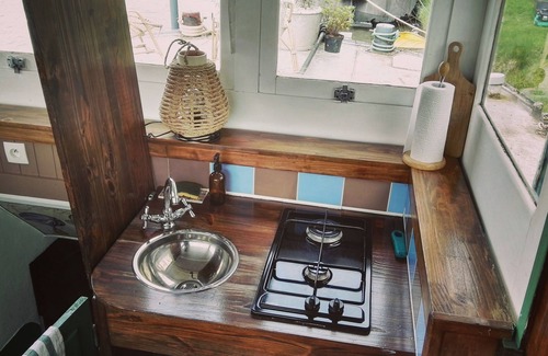 Thourotte Boat Rental | We have a boat! On board a barge!