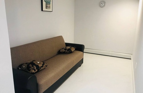 Queens House | We have beautiful, serene environment for your comfort.
