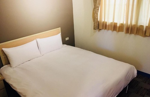 West Central District Hotel | We Inn Tainan Hotel II