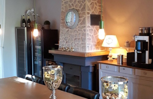 Correze House | We, Nancy, Steve and Yarno, welcome you at our Bed and Breakfast.