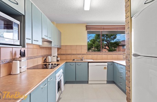 Nelson Bay Apartment | Weatherly Close Unit 1 at 12