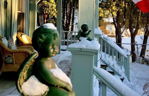 Historic Old Town Hotel | WeatherPine Inn