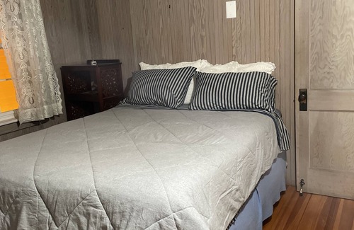 Franklin Other | Webster Lake Farmhouse with private lake access