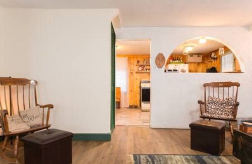 Franklin House | Webster Lake Getaway!