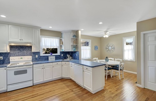 Long Branch House | Weekend and weekly rental across from Pier Village. This house has it all!