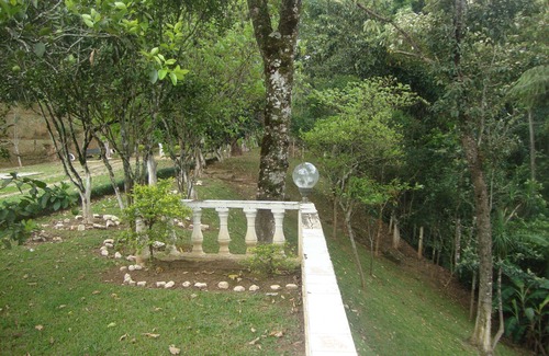 Mairipora House | Weekend = R$ 1,380.00, fireplace, heated pool and small pet for up to 12 people