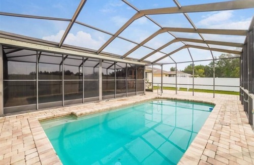 Spring Hill House | Weeki Wachee Getaway – Private Pool, WiFi & More!
