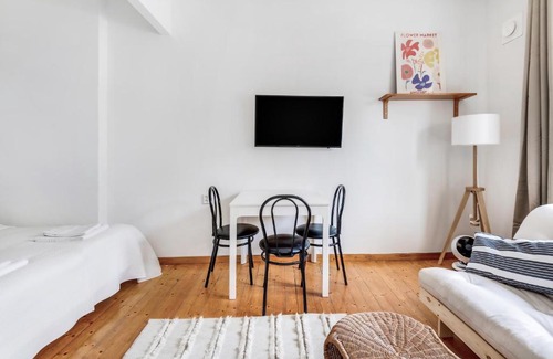 Keskinen District Apartment | WeHost Colorful Studio next to Park Puijonpuistikko in Vallila Neighborhood