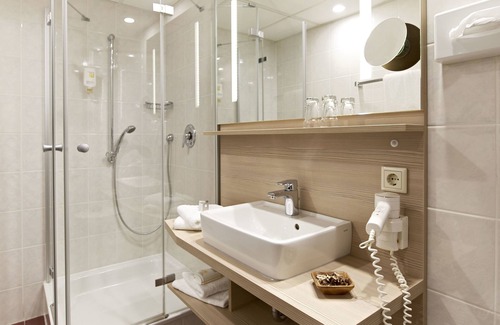 Freyburg Hotel | Weinberghotel Edelacker
