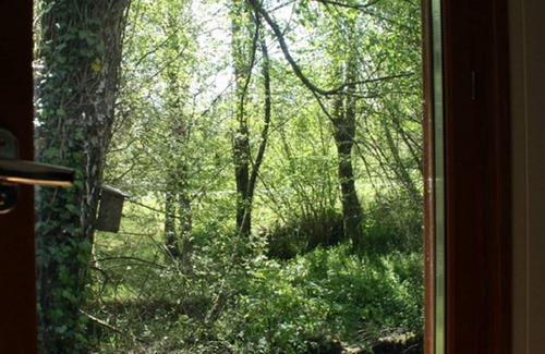 Balledent Cabin | Weir Cottage: Private Lakeside Gite In Idyllic Location. A Great Place To Relax!