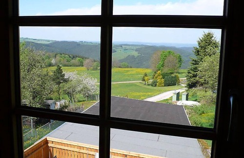 Obstfelderschmiede House | Weitsicht by Interhome