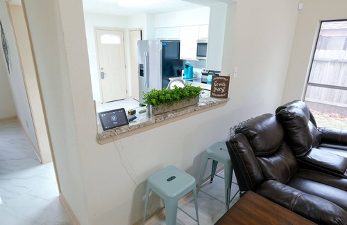 FM 1960 House | Welcome 4 Bedroom house North Houston!