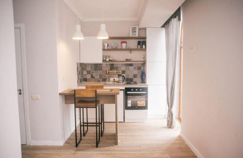 Old Boulevard Apartment | Welcome home