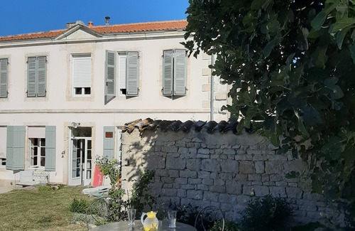 Ardillieres House | Welcome in our Presbyterian, Les Figuiers