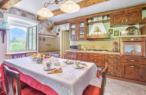 Bieno House | Welcome on vacation in this spacious vacation home in a good location.