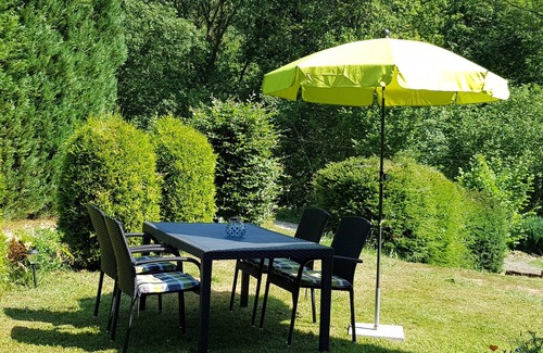 Heddert House | Welcome to Anja's high forest idyll in the heart of nature - near Trier
