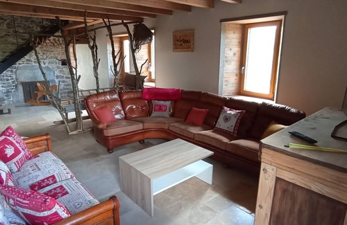 Guyans-Vennes Other | Welcome to Au Grand Coeur Chaux 5-star gîte
