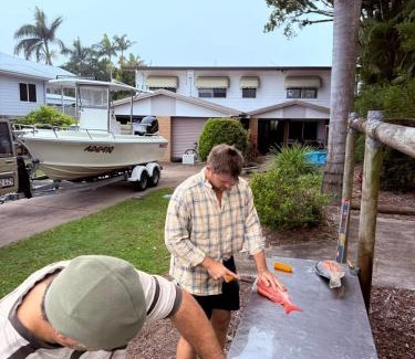 Tin Can Bay House | Welcome to BAY 13