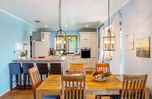 Upahl Apartment | Welcome to the Duck House – Your Cozy Country Getaway