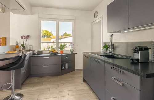 Meschers-sur-Gironde House | Welcome to this comfortable and beautiful cottage near the sandy beach.