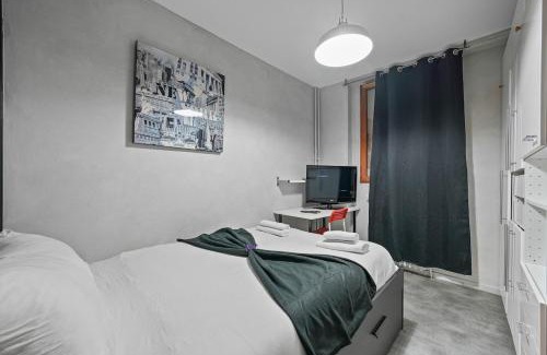 Adamville Apartment | Welcome to Village Parisien 2