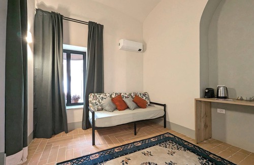 Aventine House | Welcome to La Corte Dei Panni B&B, located in the heart of Rome.