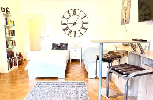 Region Hannover District Apartment | Welcome to Messe! Two-bedroom SmartApartment &Balcony