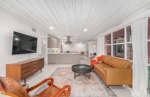 Camelback Park Estates House | Welcome to Old Town Paradise! 3 bedroom home in perfect location!