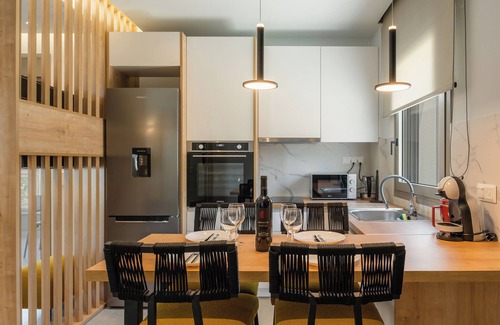 Episkopi Villa | Welcome to our new villa 'Olive' which offers magnificent views and beauty.