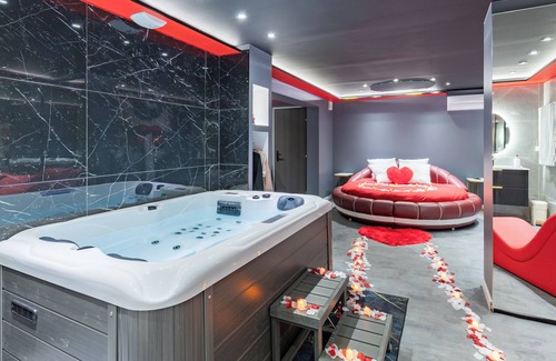 Pamiers Apartment | Welcome to Pamiers Secret Night.