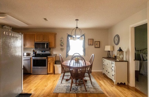 Sloans Valley House | Welcome to “Relax Inn” Retreat at Lake Cumberland – A Perfect Cabin Escape