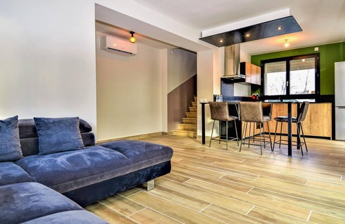 Rochemaure House | Welcome to Rochemaure ? Look forward to an active vacation in the beautiful nature.