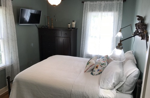 North Chattanooga Cottage | Welcome to ROSE COTTAGE , North Chattanooga, Historic Riverview