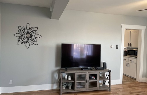 Central Tacoma House | Welcome to S 25th St.! 2 BR 1 BA + Bonus Space
