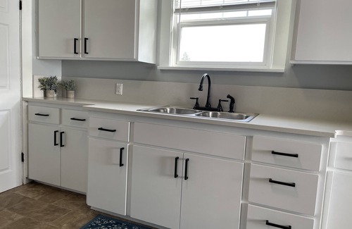Central Tacoma House | Welcome to S 25th St.! 2 BR 1 BA + Bonus Space