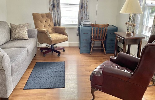 Tazewell Cottage | Welcome to Tazewell Co. VA, home of Miss Scarlett's Riverside Cottage.