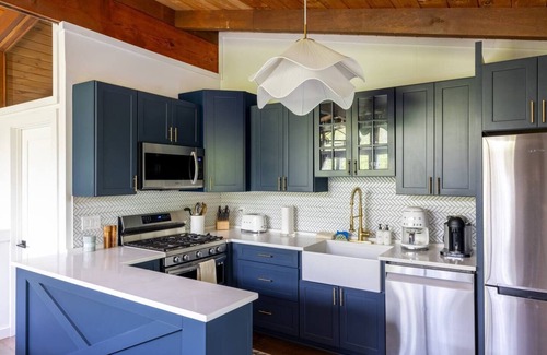 Windham House | Welcome to The Aster Chalet