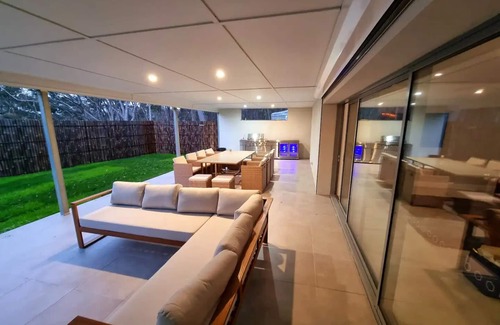 Leura Apartment | Welcome to the Blue Mountains, Leura's Very own Sweet Retreat