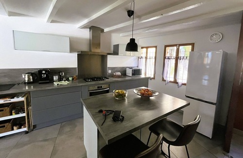 Molitg-les-Bains Villa | Welcome to the Casita and its large terrace in the heart of the historic village