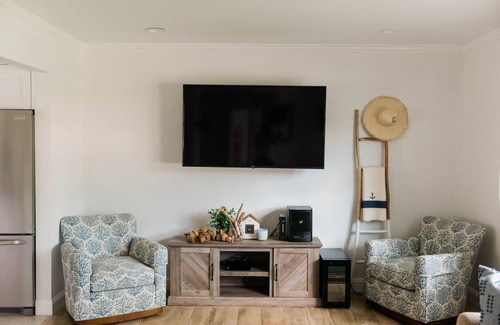 Culloden Shores House | Welcome to The Harbor House