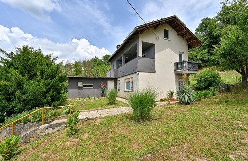 Sandrovac Apartment | Welcome to the inviting vacation apartment!