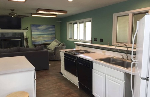 Wichita House | Welcome to the Pink Oasis