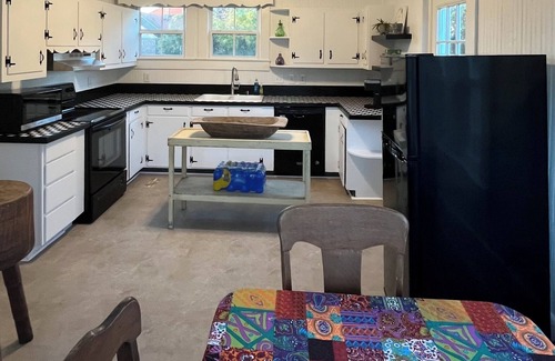 Metter House | Welcome to The Quilt Haven!