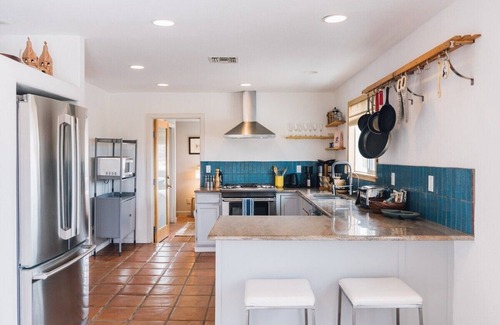 Joshua Tree Highlands House | Welcome to the Roadrunner House! Ideally located 5 minutes from JTNP and town of JT.
